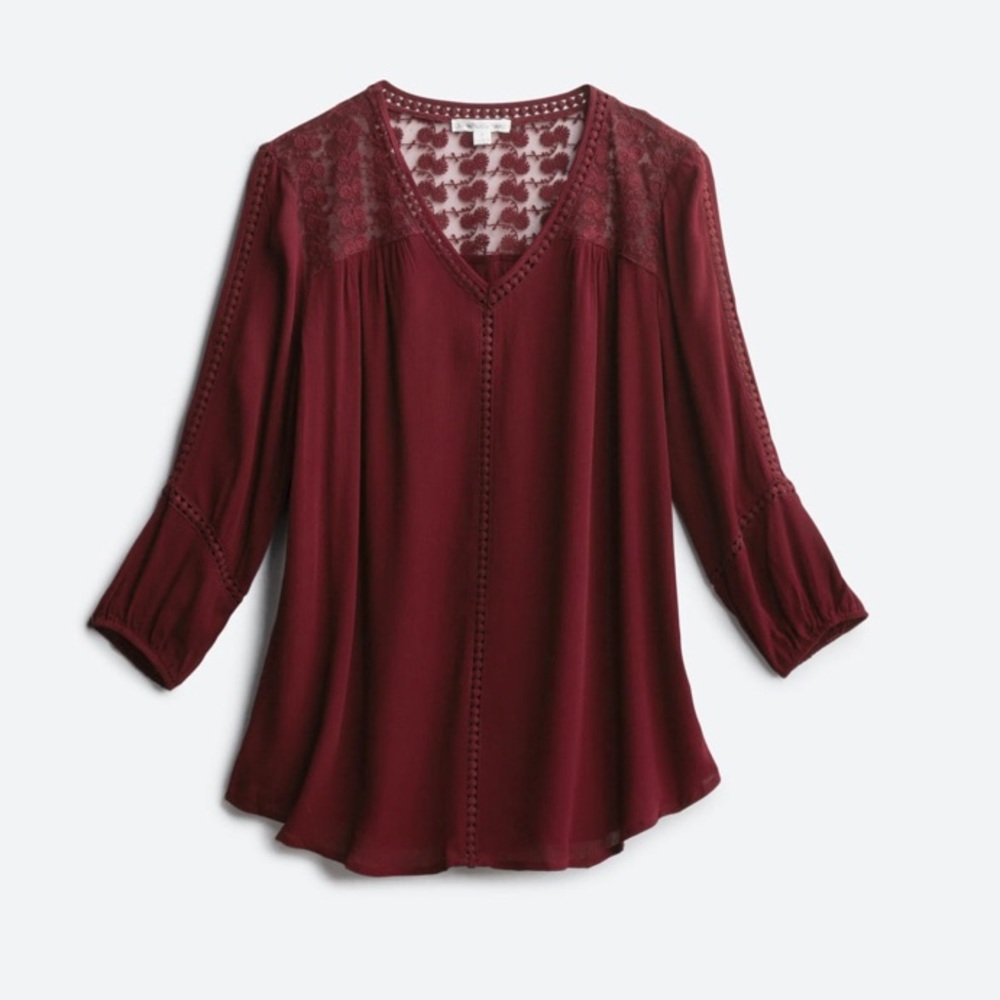 NWT JOHNPAULRICHARD Raelinn Crochet Detail Top